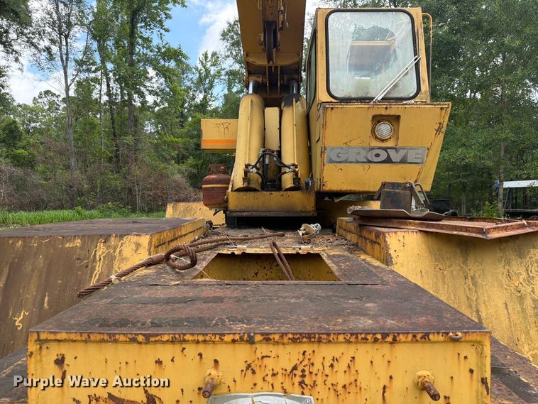 image for item EX3001 1978 Grove RT522 crane