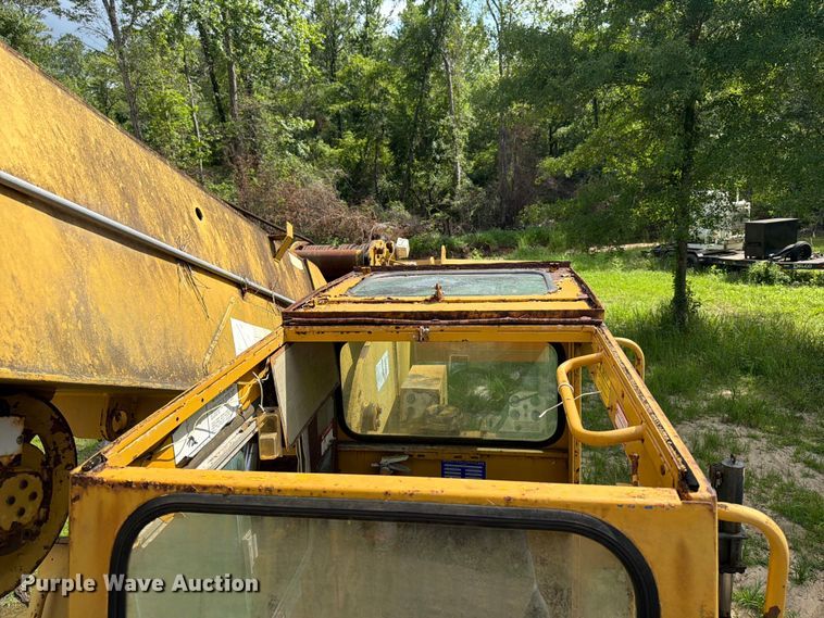 image for item EX3001 1978 Grove RT522 crane
