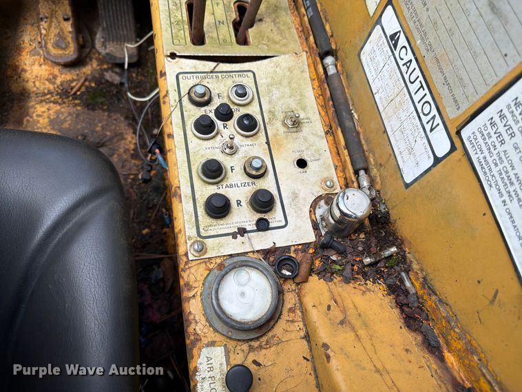 image for item EX3001 1978 Grove RT522 crane