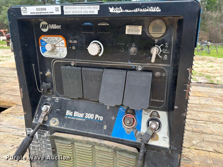 image for item EX3006 Miller Big Blue 300 Pro welder/generator