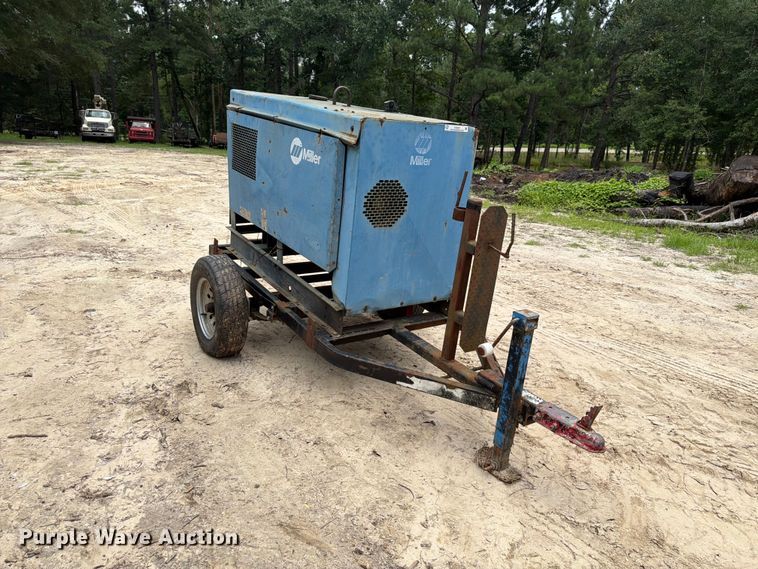 image for item EX3007 Miller Big Blue 400D welder/generator