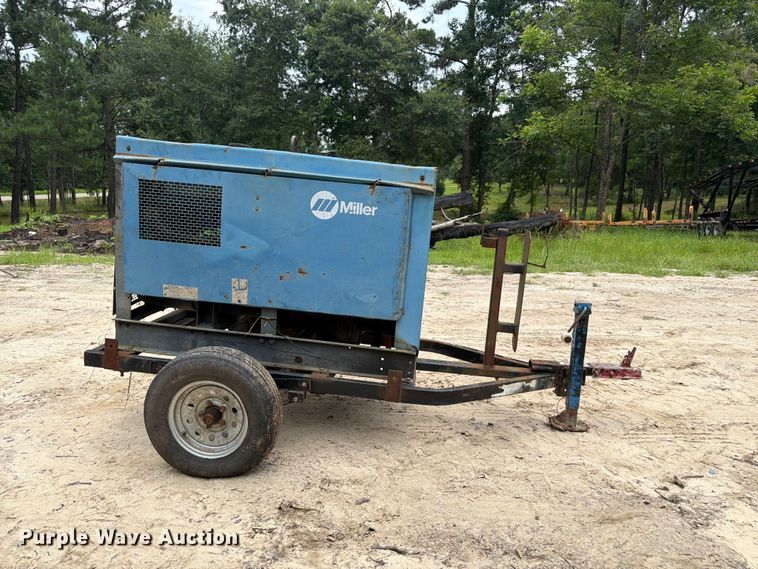 image for item EX3007 Miller Big Blue 400D welder/generator