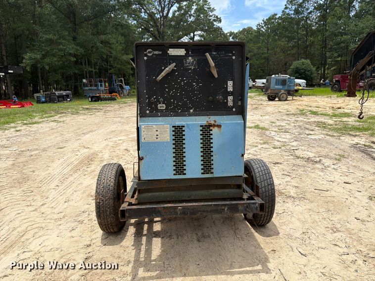 image for item EX3007 Miller Big Blue 400D welder/generator