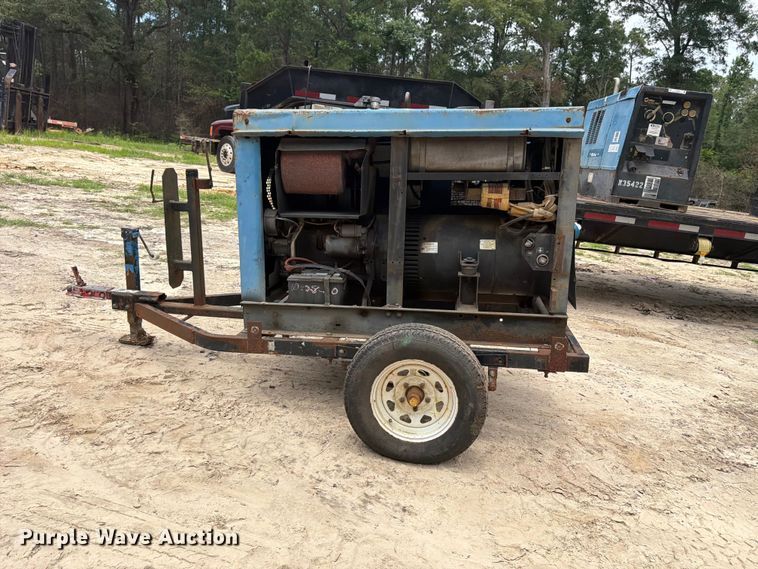 image for item EX3007 Miller Big Blue 400D welder/generator