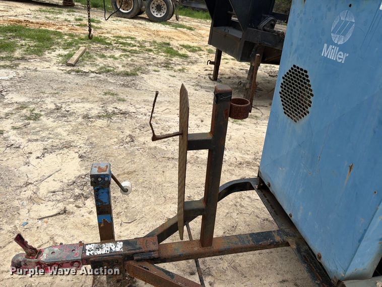 image for item EX3007 Miller Big Blue 400D welder/generator