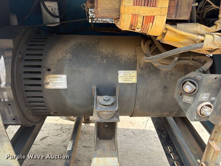 image for item EX3007 Miller Big Blue 400D welder/generator