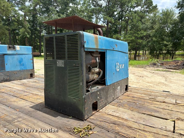 image for item EX3008 Miller Bobcat 225 welder