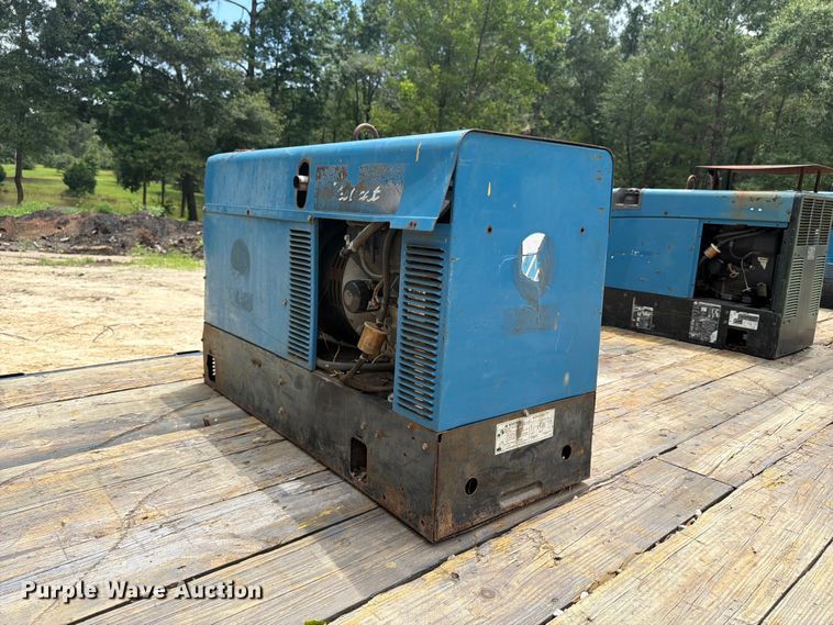 image for item EX3010 Miller Bobcat 225 welder/generator