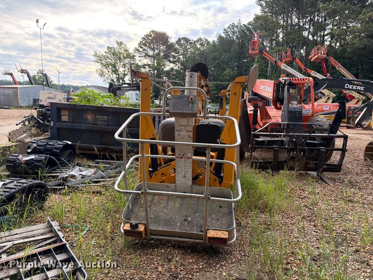 image for item EX3013 2019 Biljax 4527a boom lift