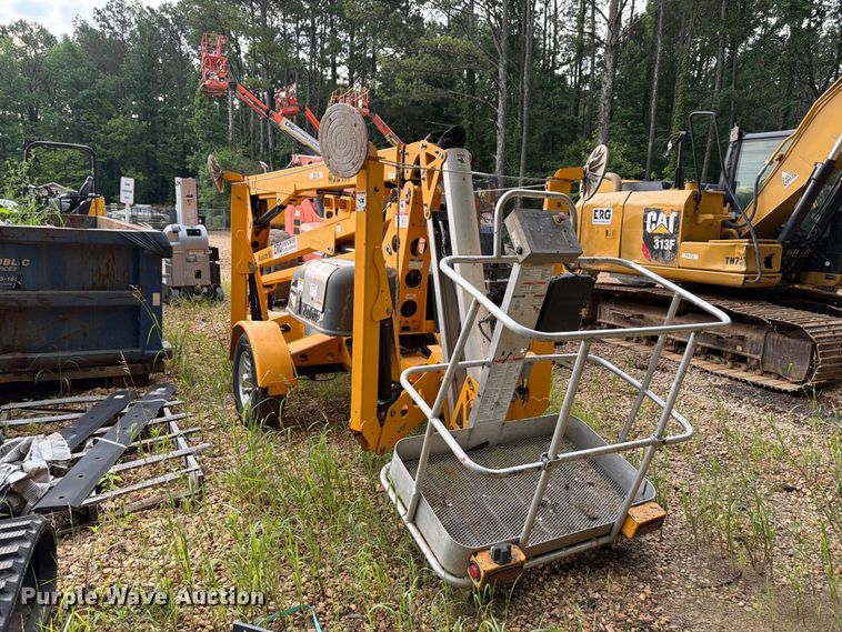 image for item EX3013 2019 Biljax 4527a boom lift