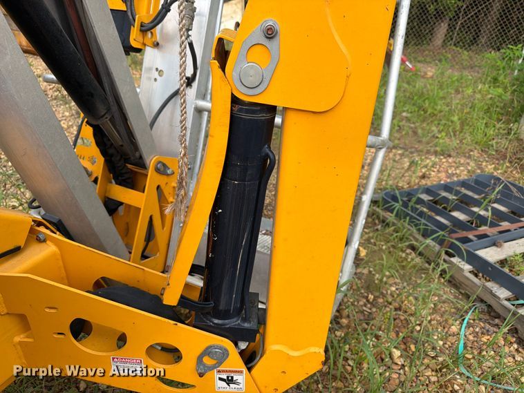 image for item EX3013 2019 Biljax 4527a boom lift