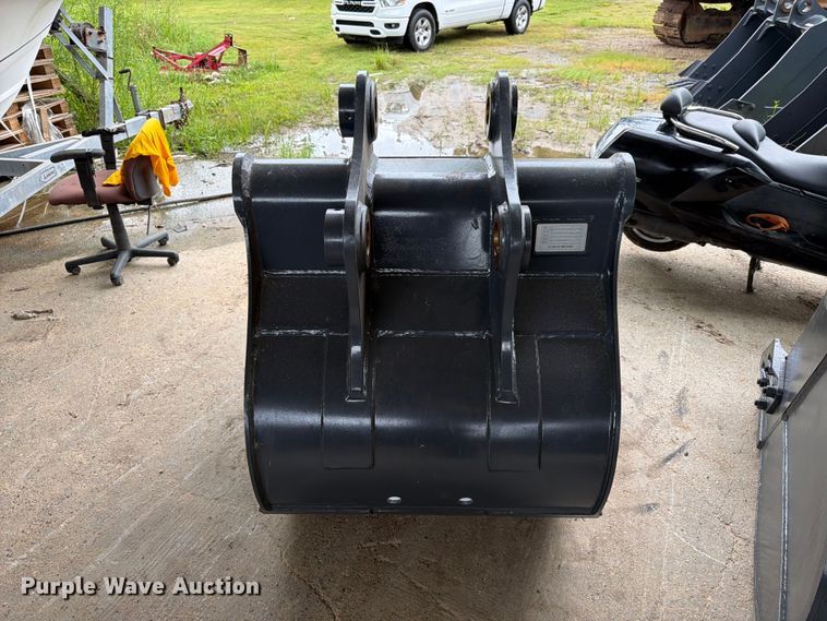 image for item EX3030 Smartcharm CAT320D excavator bucket