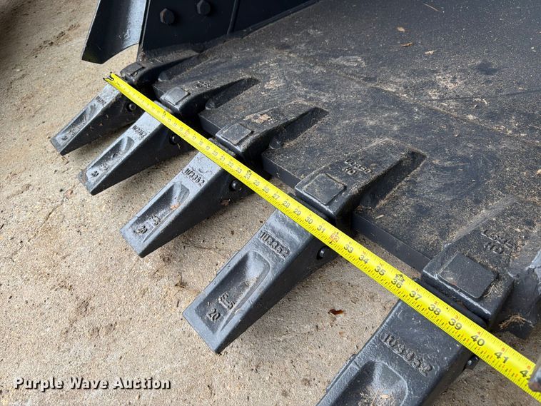 image for item EX3030 Smartcharm CAT320D excavator bucket