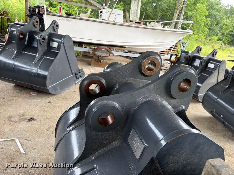 image for item EX3032 Smartcharm CAT320D excavator bucket