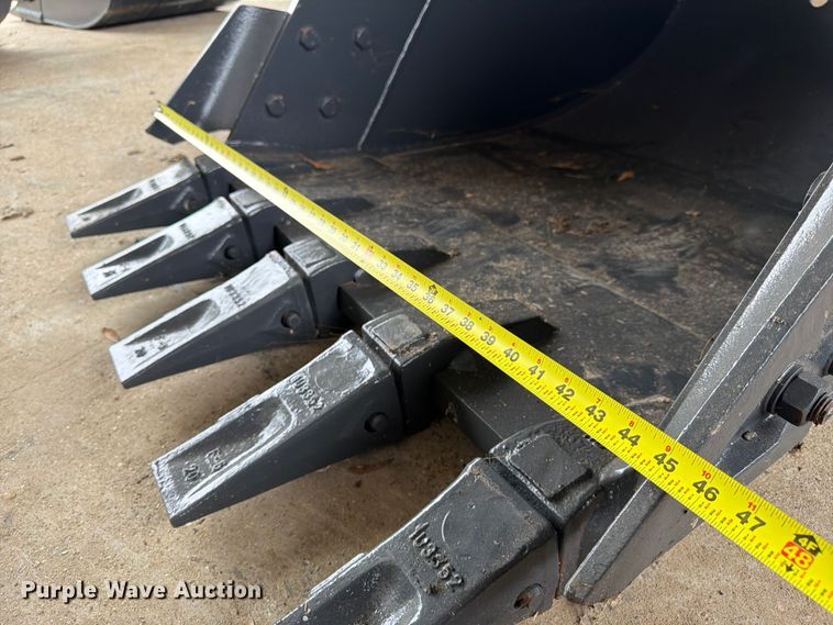 image for item EX3033 Smartcharm CAT320D excavator bucket