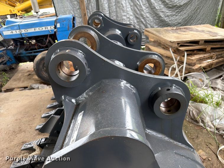 image for item EX3035 Smartcharm CAT320D excavator bucket
