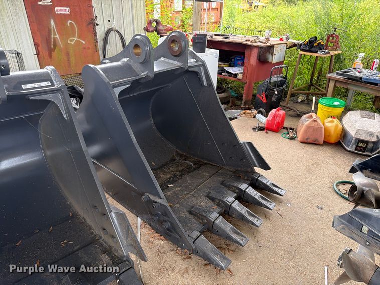 image for item EX3037 SmartCharm CAT320D excavator bucket