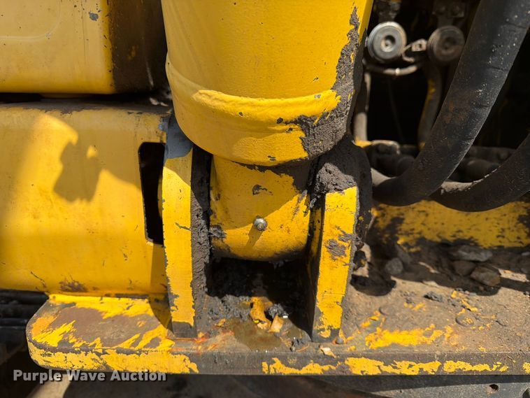 image for item EX3994 2011 Komatsu PC200LC-8 excavator