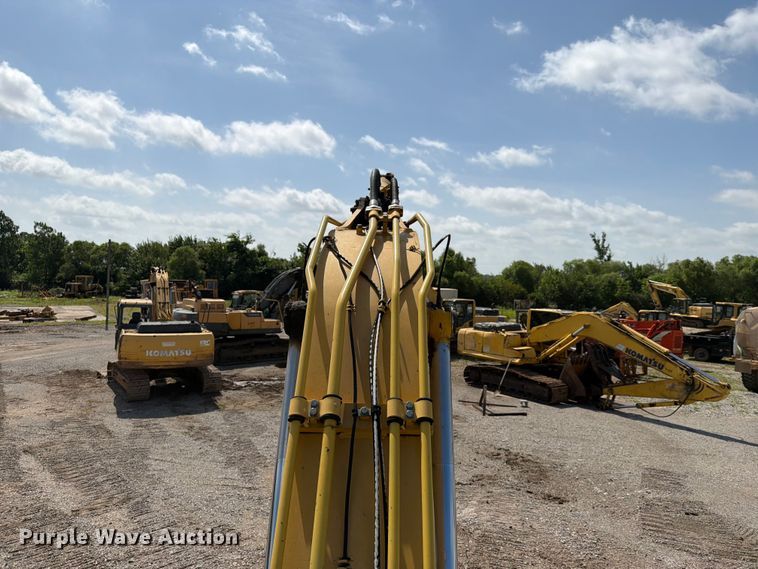 image for item EX3994 2011 Komatsu PC200LC-8 excavator