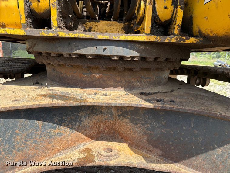 image for item EX3994 2011 Komatsu PC200LC-8 excavator