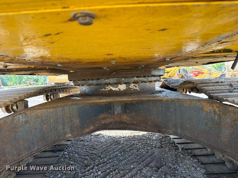 image for item EX3994 2011 Komatsu PC200LC-8 excavator