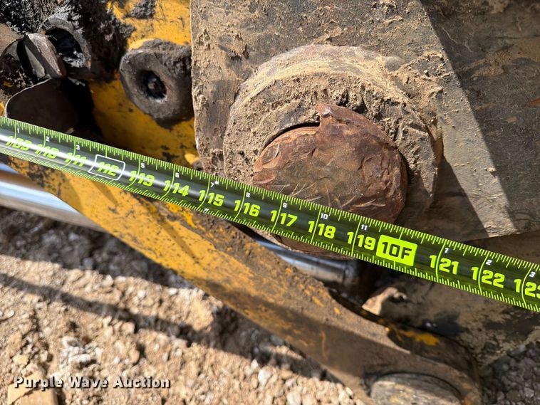 image for item EX3994 2011 Komatsu PC200LC-8 excavator