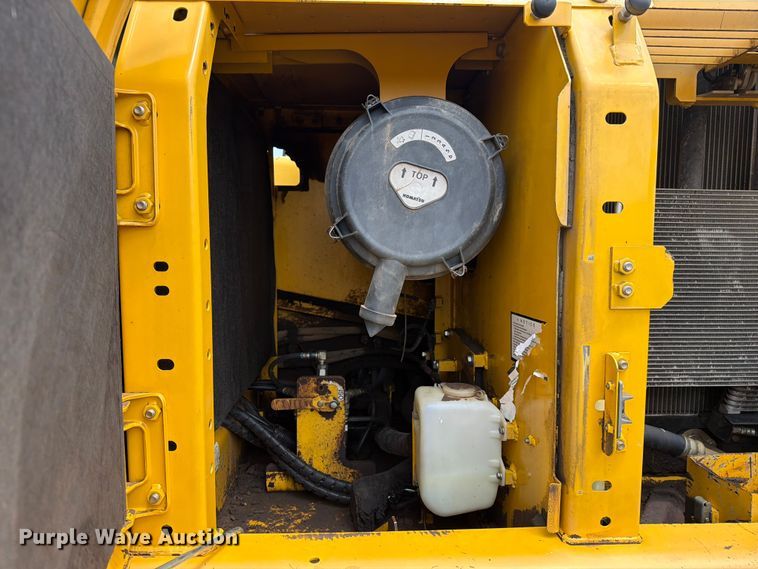 image for item EX3994 2011 Komatsu PC200LC-8 excavator