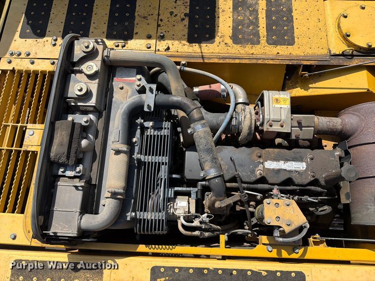 image for item EX3994 2011 Komatsu PC200LC-8 excavator