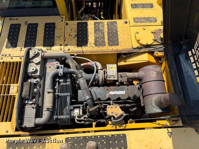 image for item EX3994 2011 Komatsu PC200LC-8 excavator