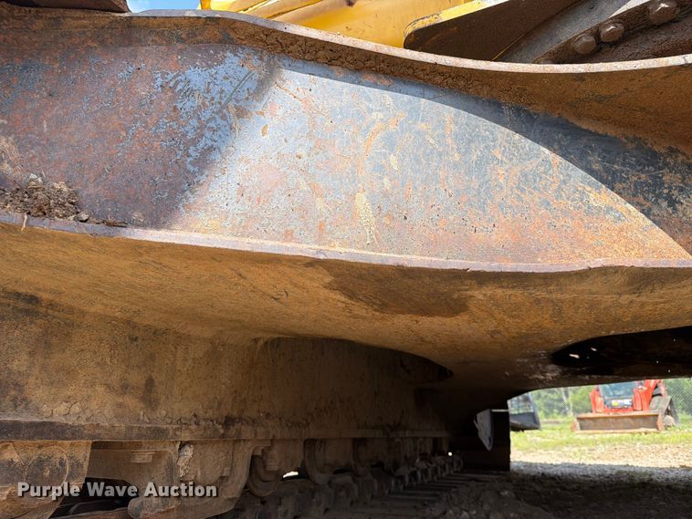 image for item EX3994 2011 Komatsu PC200LC-8 excavator