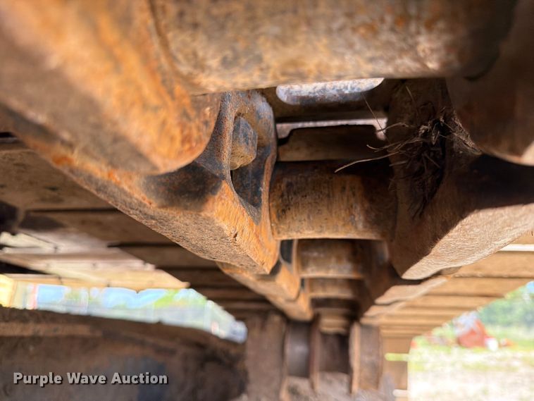 image for item EX3994 2011 Komatsu PC200LC-8 excavator