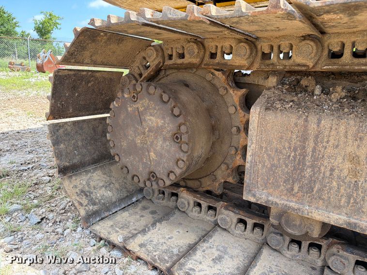 image for item EX3994 2011 Komatsu PC200LC-8 excavator