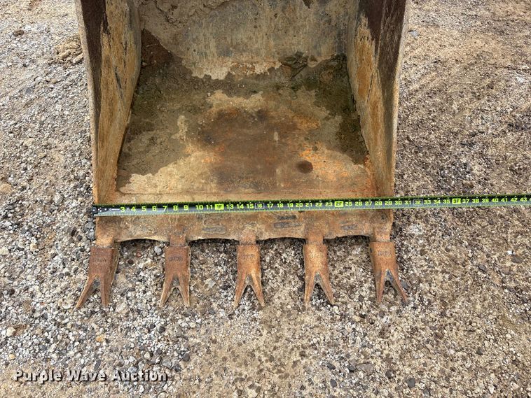 image for item EX3995 2012 Komatsu PC88MR-8 mini excavator