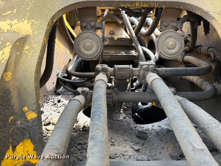 image for item EX3996 2006 Komatsu PC300LC-7L excavator