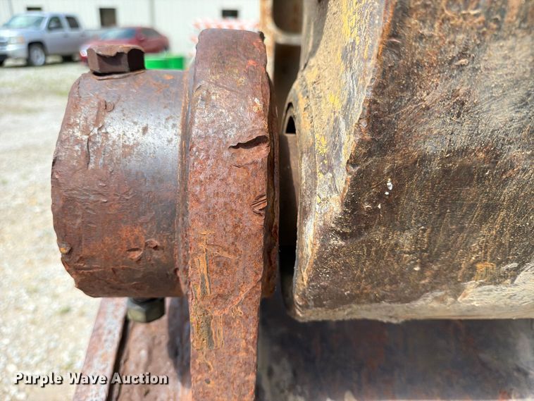 image for item EX3996 2006 Komatsu PC300LC-7L excavator