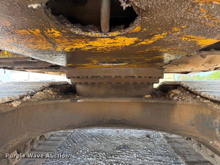 image for item EX3996 2006 Komatsu PC300LC-7L excavator