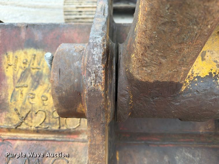 image for item EX3997 2012 Komatsu PC200LC-8 excavator