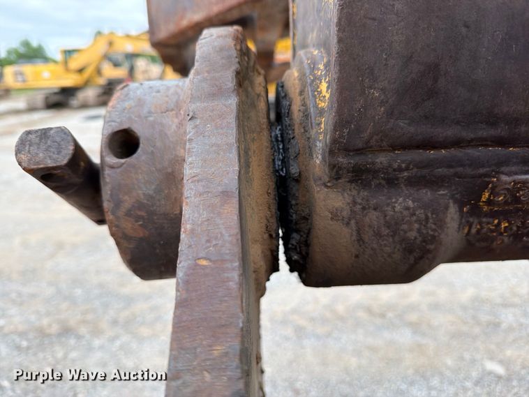 image for item EX3997 2012 Komatsu PC200LC-8 excavator