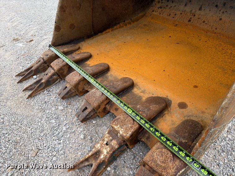 image for item EX3997 2012 Komatsu PC200LC-8 excavator