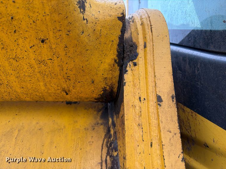 image for item EX3997 2012 Komatsu PC200LC-8 excavator