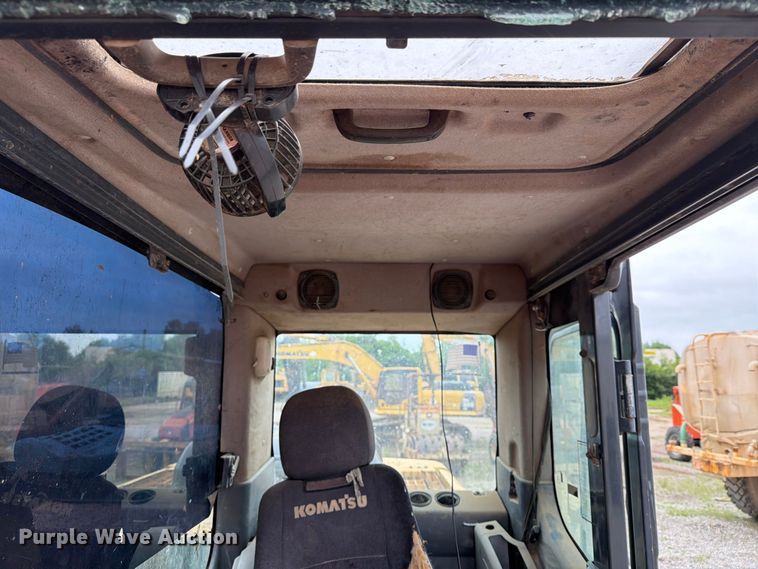 image for item EX3997 2012 Komatsu PC200LC-8 excavator