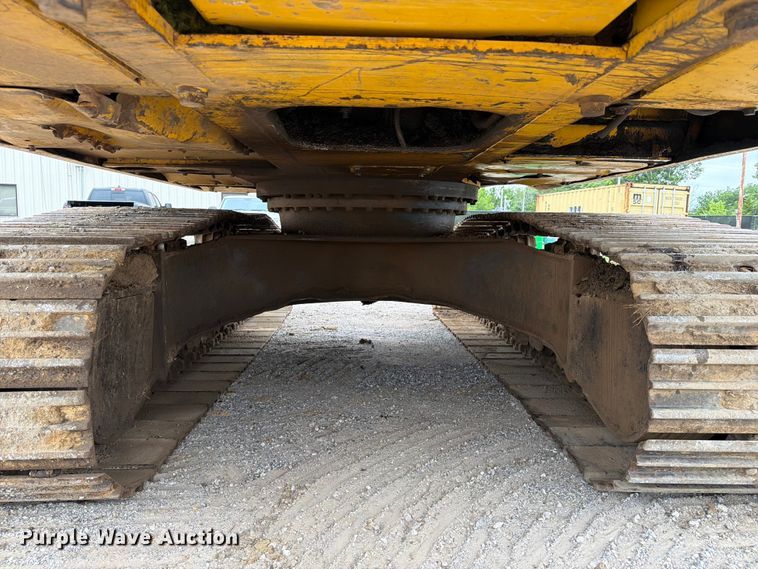 image for item EX3997 2012 Komatsu PC200LC-8 excavator