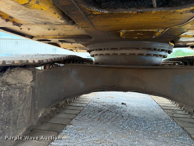 image for item EX3997 2012 Komatsu PC200LC-8 excavator
