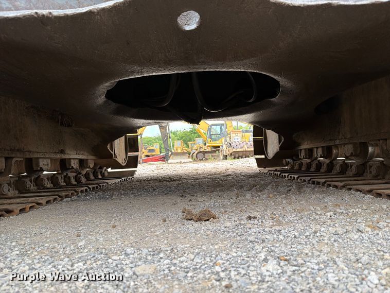 image for item EX3997 2012 Komatsu PC200LC-8 excavator