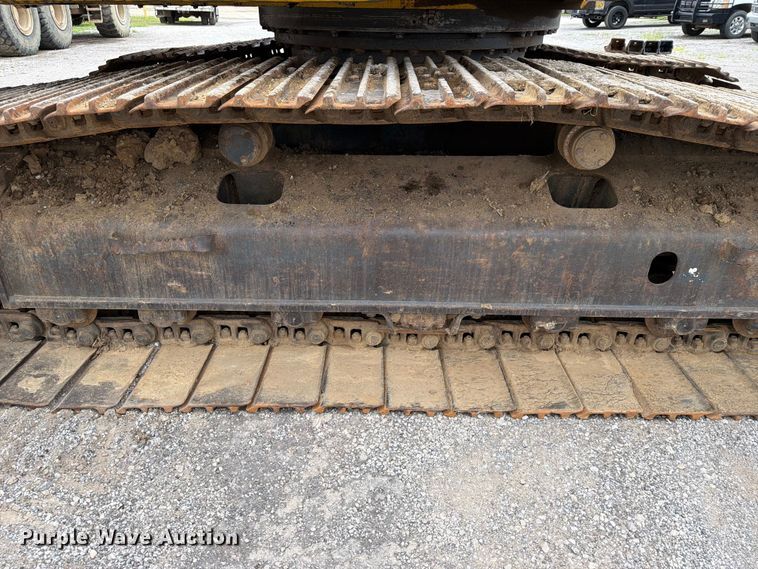 image for item EX3997 2012 Komatsu PC200LC-8 excavator