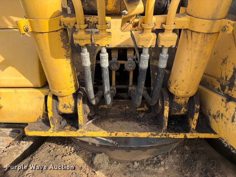 image for item EX3998 2005 Komatsu PC200-7 excavator