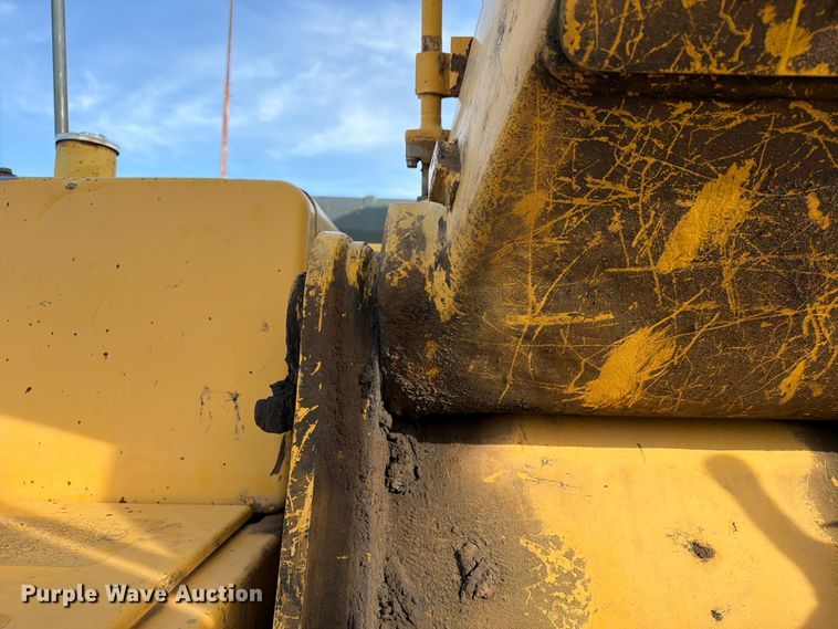 image for item EX3998 2005 Komatsu PC200-7 excavator