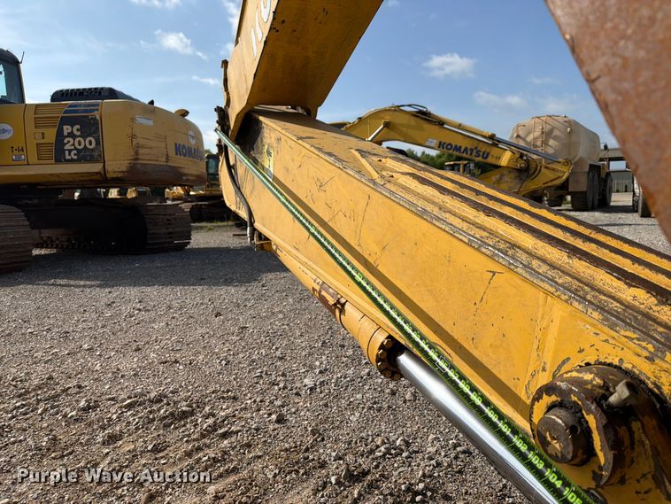 image for item EX3998 2005 Komatsu PC200-7 excavator