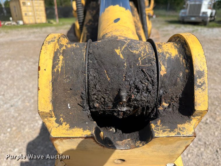 image for item EX3998 2005 Komatsu PC200-7 excavator