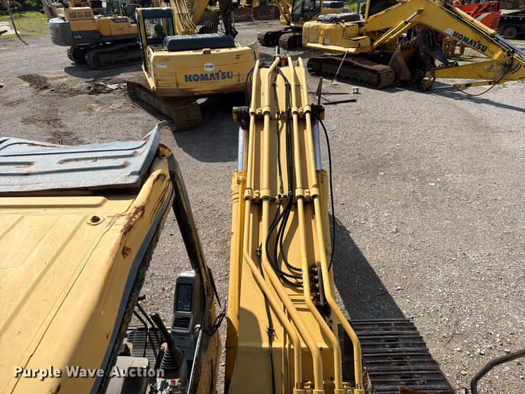 image for item EX3998 2005 Komatsu PC200-7 excavator